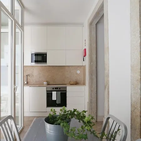 The Monkey Flat * Lisboa