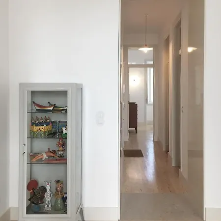 The Monkey Flat Apartment Lisbon