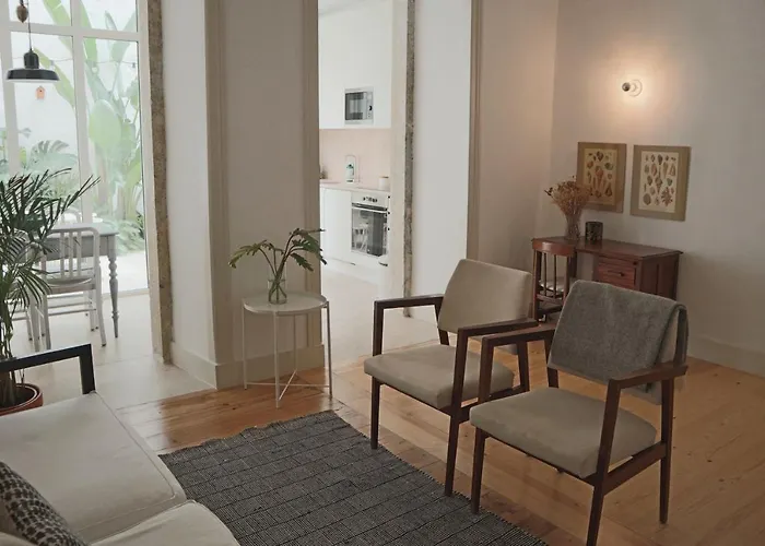 The Monkey Flat Apartment